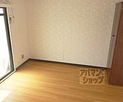 ロイヤルレディーデンス山口 307 3階1Kのリビング/ダイニング