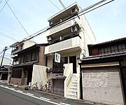 丸太町駅より徒歩3分 3階 築36年10ヶ月の賃貸物件
