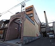 円町駅より徒歩7分 3階 築37年10ヶ月の賃貸物件