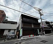 出町柳駅より徒歩6分 1階 築1年10ヶ月の賃貸物件