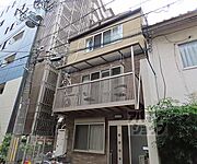 二条駅より徒歩3分 築19年の賃貸物件