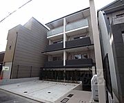 ルーカス 3階 築11年9ヶ月の賃貸物件
