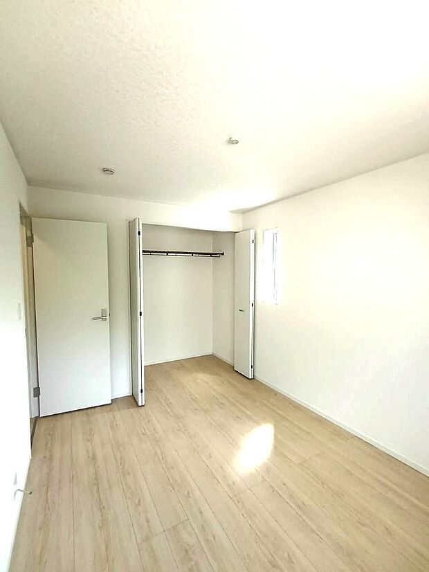 室内はいつも明るいので毎日の生活も明るくなりそうです。