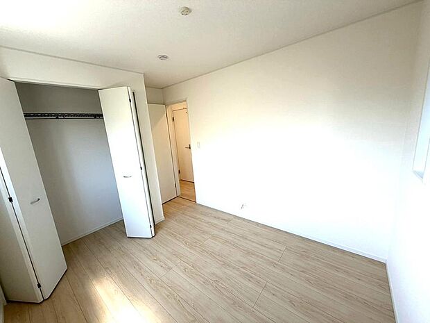 室内はいつも明るいので毎日の生活も明るくなりそうです。