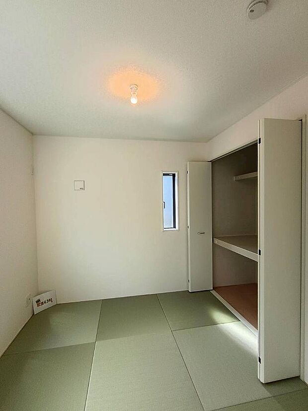 心安らぐ畳のお部屋で、ゆったりくつろげます。