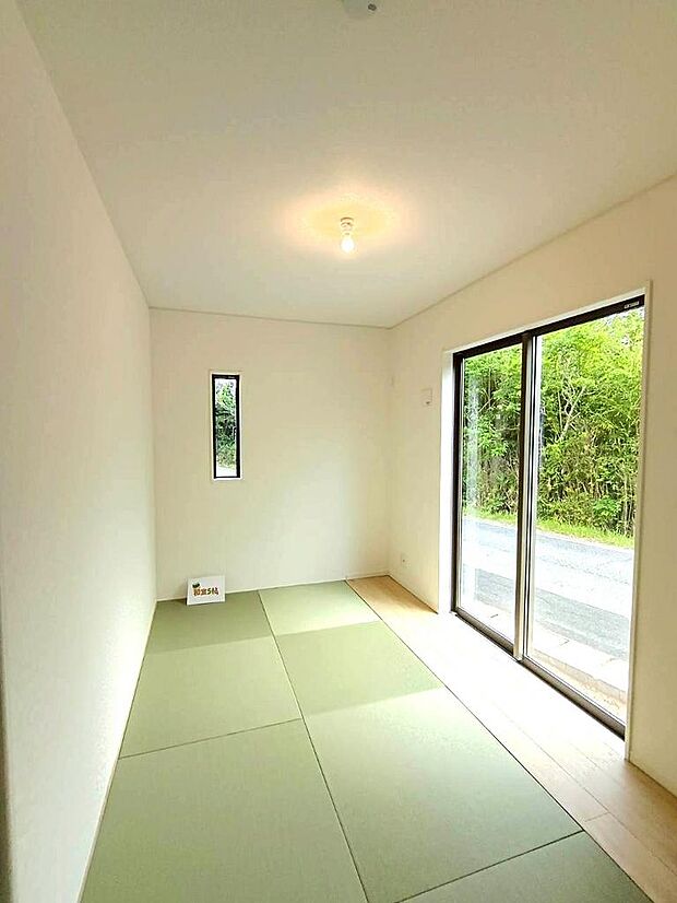 心安らぐ畳のお部屋で、ゆったりくつろげます。