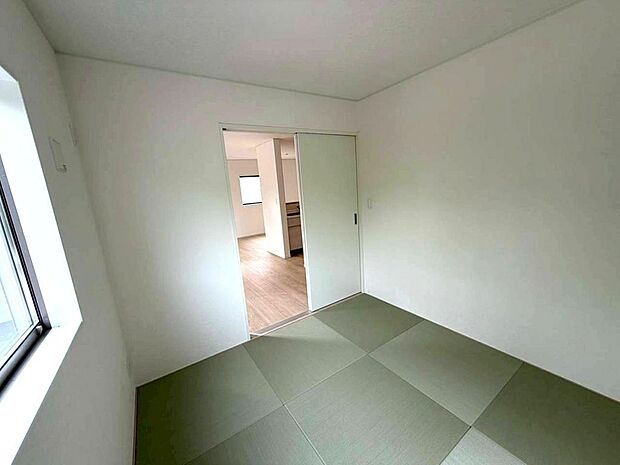 心安らぐ畳のお部屋で、ゆったりくつろげます。