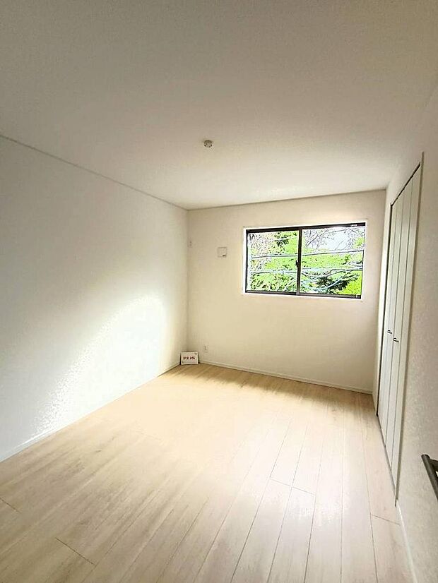 室内はいつも明るいので毎日の生活も明るくなりそうです。