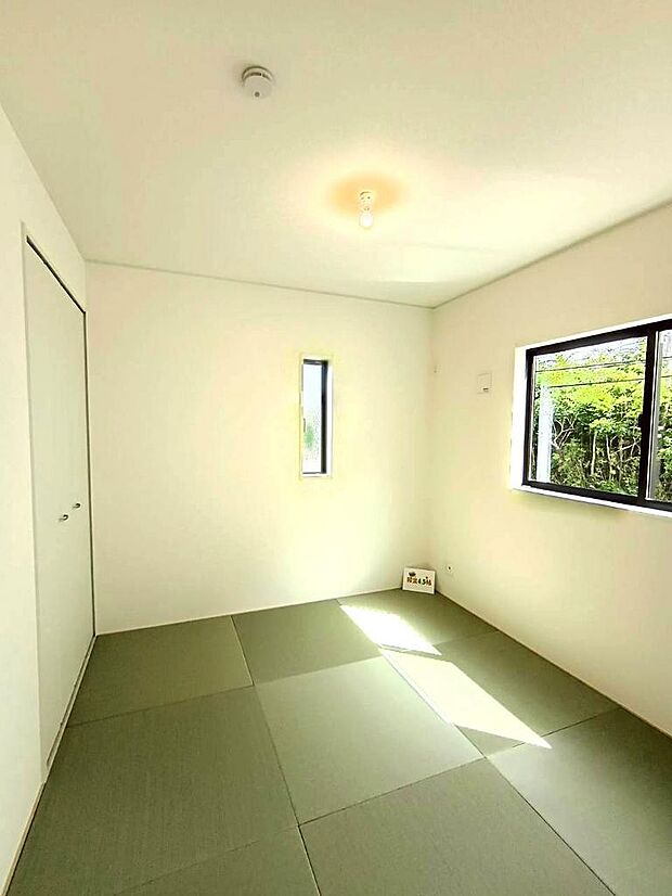 心安らぐ畳のお部屋で、ゆったりくつろげます。