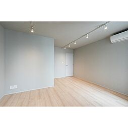 コンフォリア・リヴ渋谷本町 503 5階1LDKのリビング/ダイニング