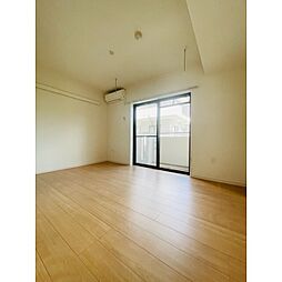 アザレアベニュー関根 205 2階1DKのリビング/ダイニング