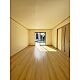 リビング...