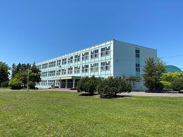 音更町立柳町小学校 4620m