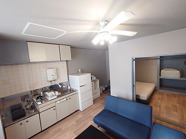 apartment 北海道帯広市東五条南２２丁目1-5
地図を見る
