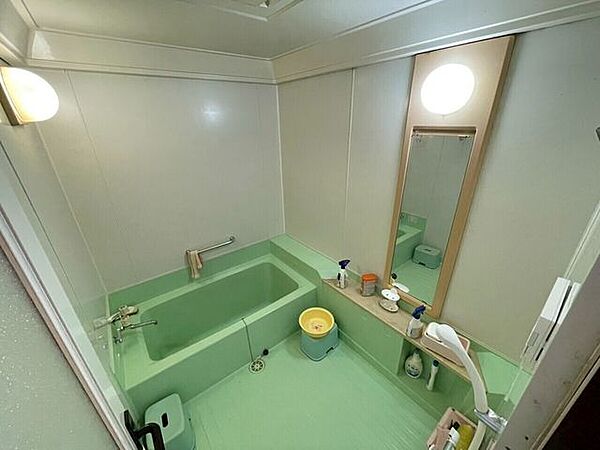 detached 北海道中川郡池田町字旭町４丁目27-15
地図を見る