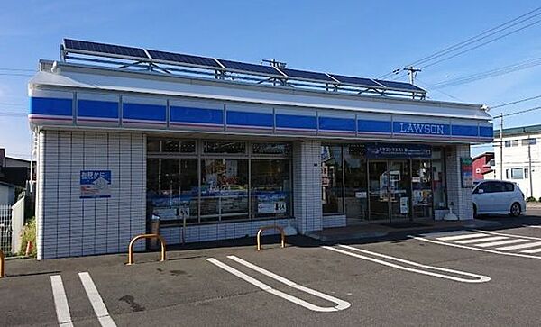 ローソン帯広西17条南三丁目店 670m