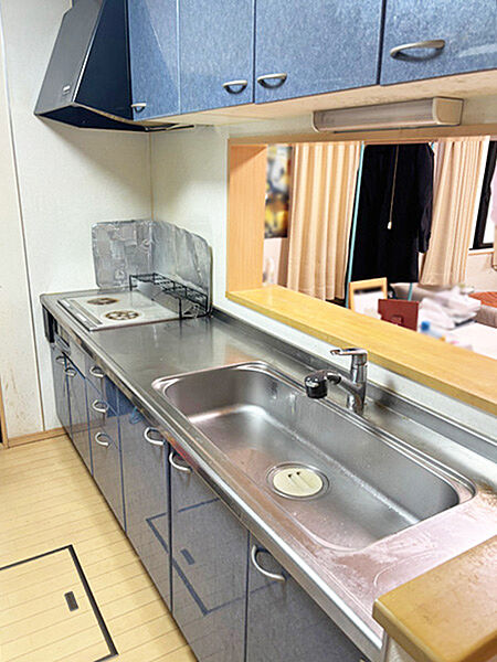 使い勝手の良いカウンターキッチン！(IHクッキングヒーター)