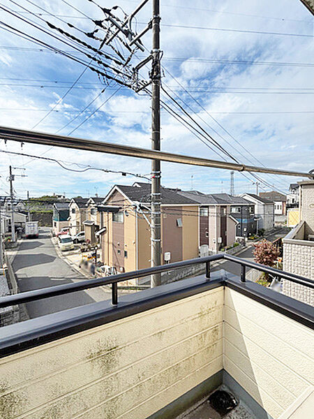 南向きのベランダで洗濯物がよく乾きます！