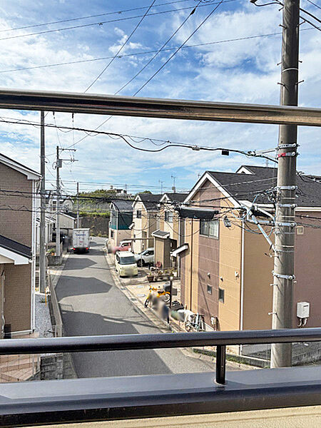 2階ベランダからの解放感ある景色をご堪能下さい！
