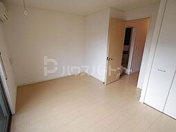 ヴェーエスコートＤ 1階1Kのリビング/ダイニング