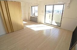 アルコ・イーリス 1階2LDKのリビング/ダイニング