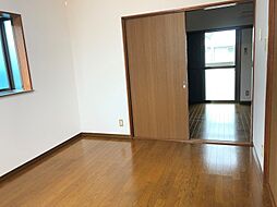 漆原ライブコーポ綱島 203 2階2DKのリビング/ダイニング