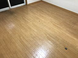 ツインズキクナB 206 2階1Kのリビング/ダイニング