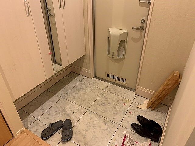 玄関