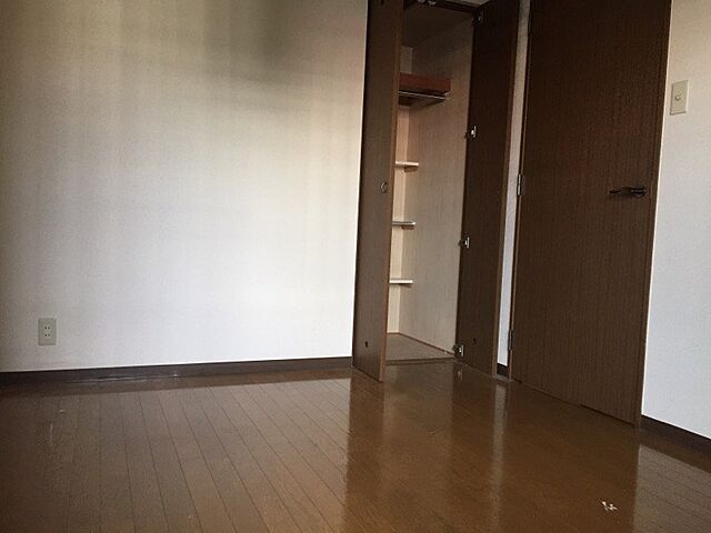 寝室