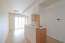 カルテット元今泉 II 1階1LDKのリビング/ダイニング