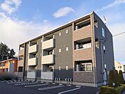 真岡駅より徒歩14分 築12年2ヶ月 3階建の賃貸物件