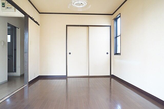 寝室