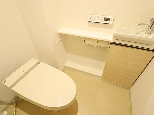 トイレを拡大表示