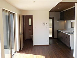 ローズビレッジ近江舞子2200 1LDKのリビング/ダイニング