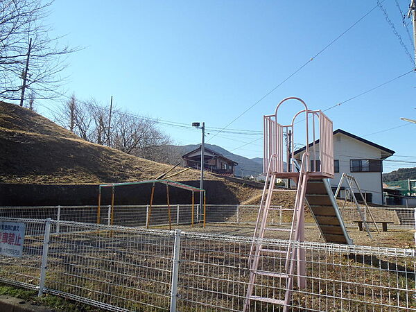 児童公園まで８０Ｍ