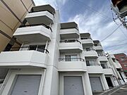 六甲駅より徒歩5分 3階 築41年10ヶ月の賃貸物件