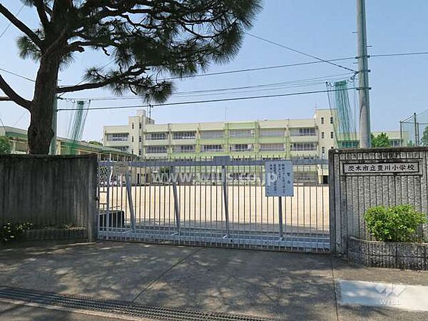 豊川小学校[公立]の外観