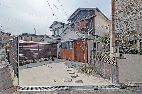 外観：327001540543