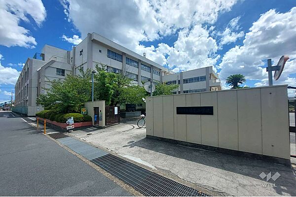 味生小学校[公立]の外観