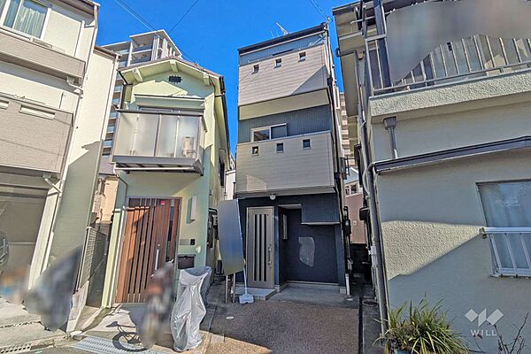 外観：327002225897