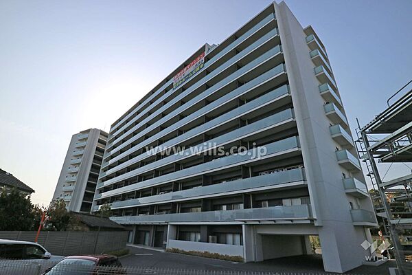 バルコニーからの眺め（南西方向）［2026年2月15日撮影］周辺は主に戸建や集合住宅が並ぶ住宅地です。生活施設が徒歩圏内に揃っています！