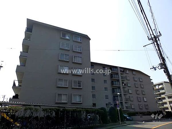 千里丘ビューハイツの外観(北東側から)複数沿線利用可能の好立地！東海道本線「千里丘駅」、阪急京都線「摂津市駅」徒歩10分、大阪モノレール本線「沢良宜駅」徒歩11分！