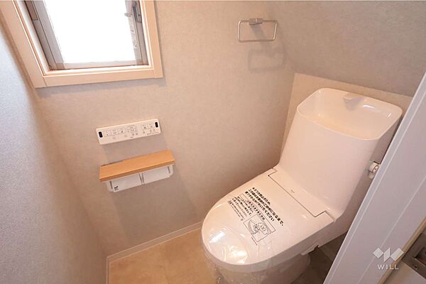 トイレ［2026年7月23日撮影］トイレは1階と2階にあります！朝の忙しい時間帯も安心！トイレは新調済です！