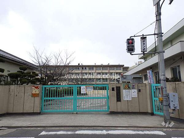 鳥飼小学校[公立]の外観