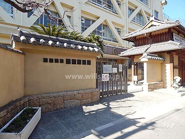茨木小学校[公立]の外観