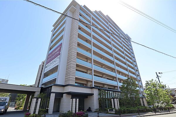 ライオンズ茨木総持寺ステーショングランの外観（西側から）2023年築！総戸数279戸の大規模マンション！築後未入居！内覧可能！お気軽にお問い合わせください！