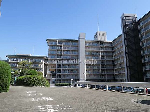メロディハイム茨木C棟の外観（西側から）