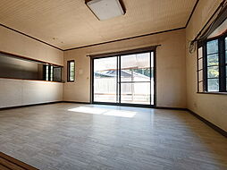 国分郡田戸建て 3LDKのリビング/ダイニング