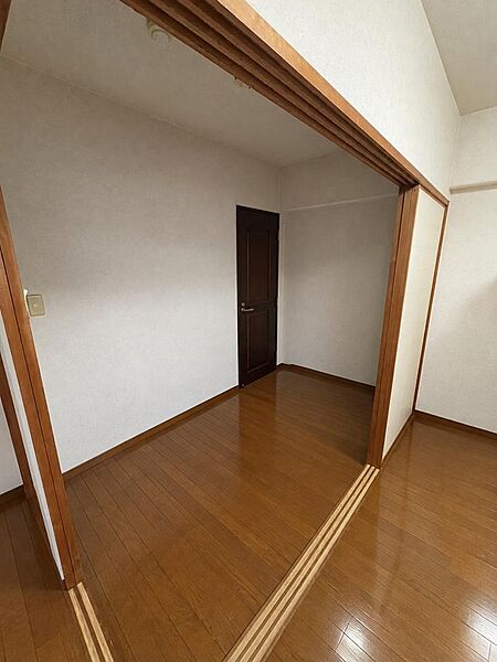 洋室