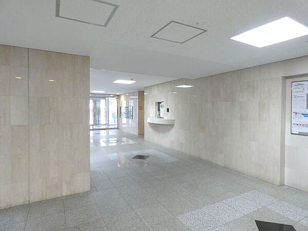 エントランスを拡大表示